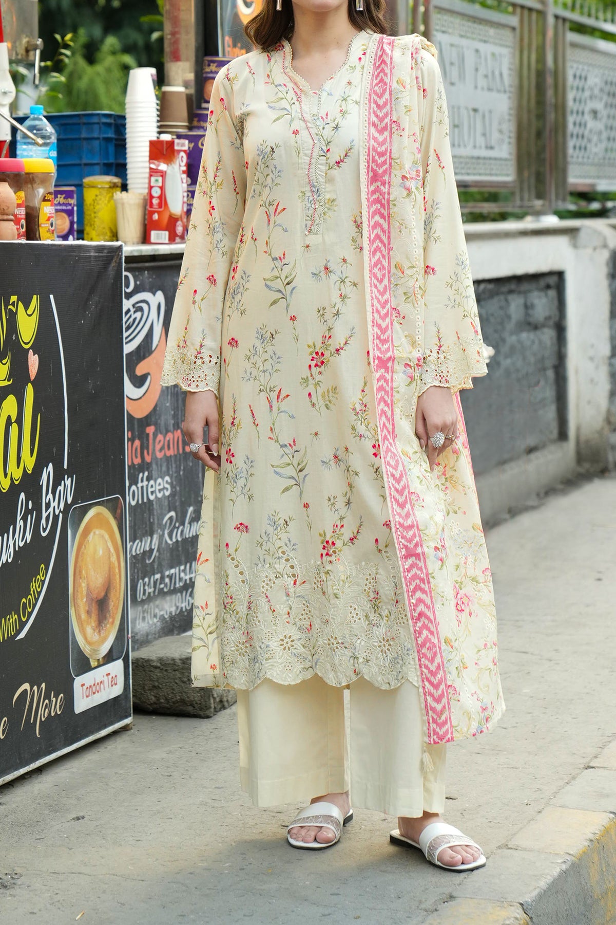 NUSLE3156 Printed Embroidered Lawn Suit - Unstitched 3Pc
