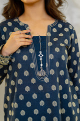 Unstitched 3Pc - Printed Khaddar Suit - 263010