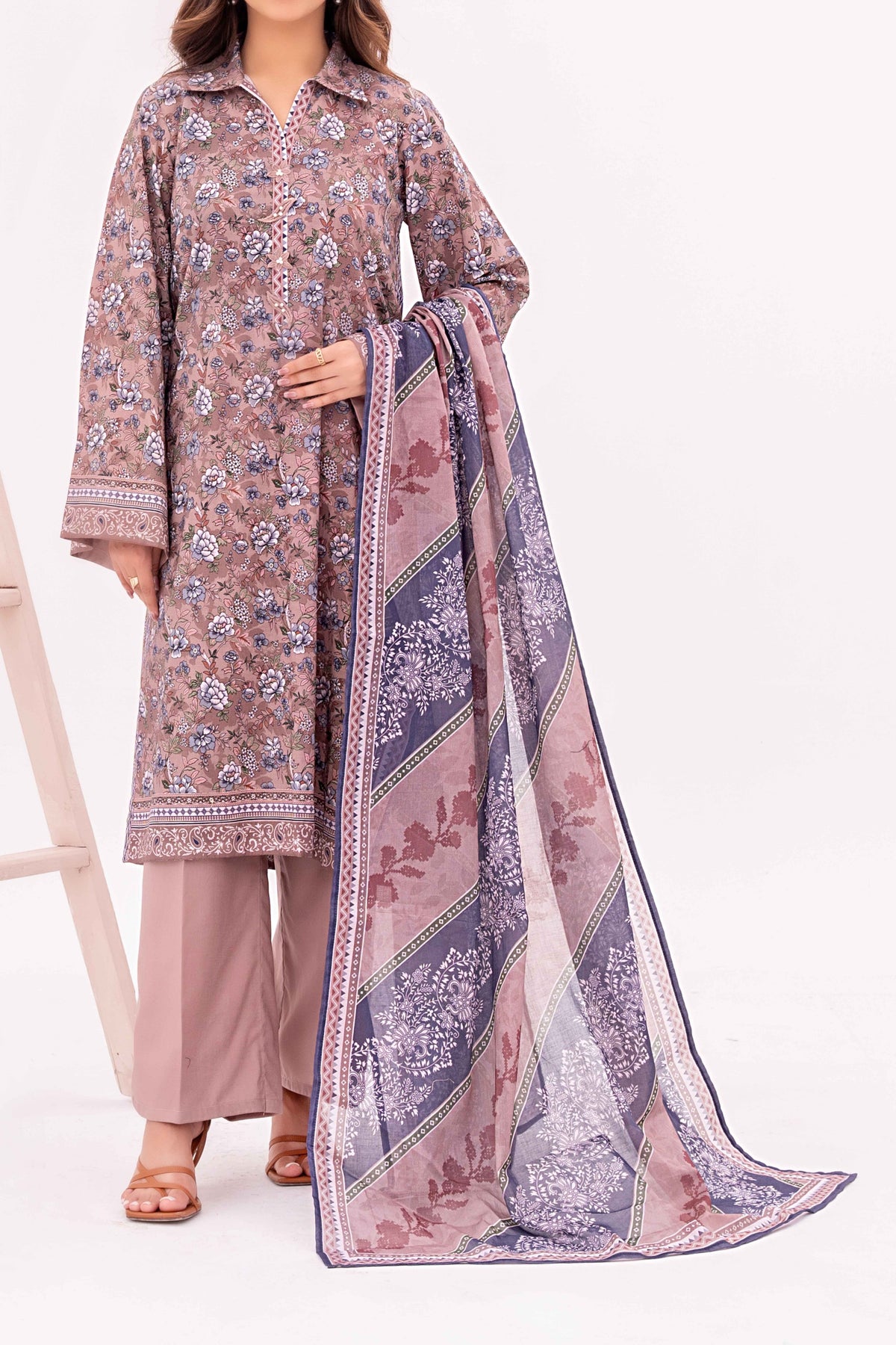 Lilac Printed Lawn Suit 3Pc with Printed Dupatta and Dyed Cambric Trouser