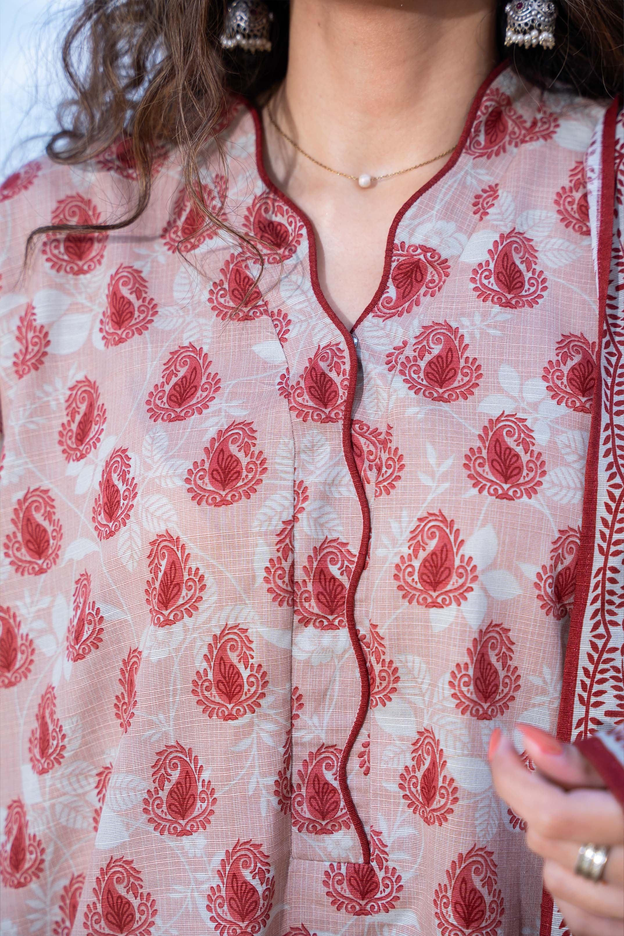 CHALK - Printed Unstitched Khaddar Suit (3 Piece) 3147
