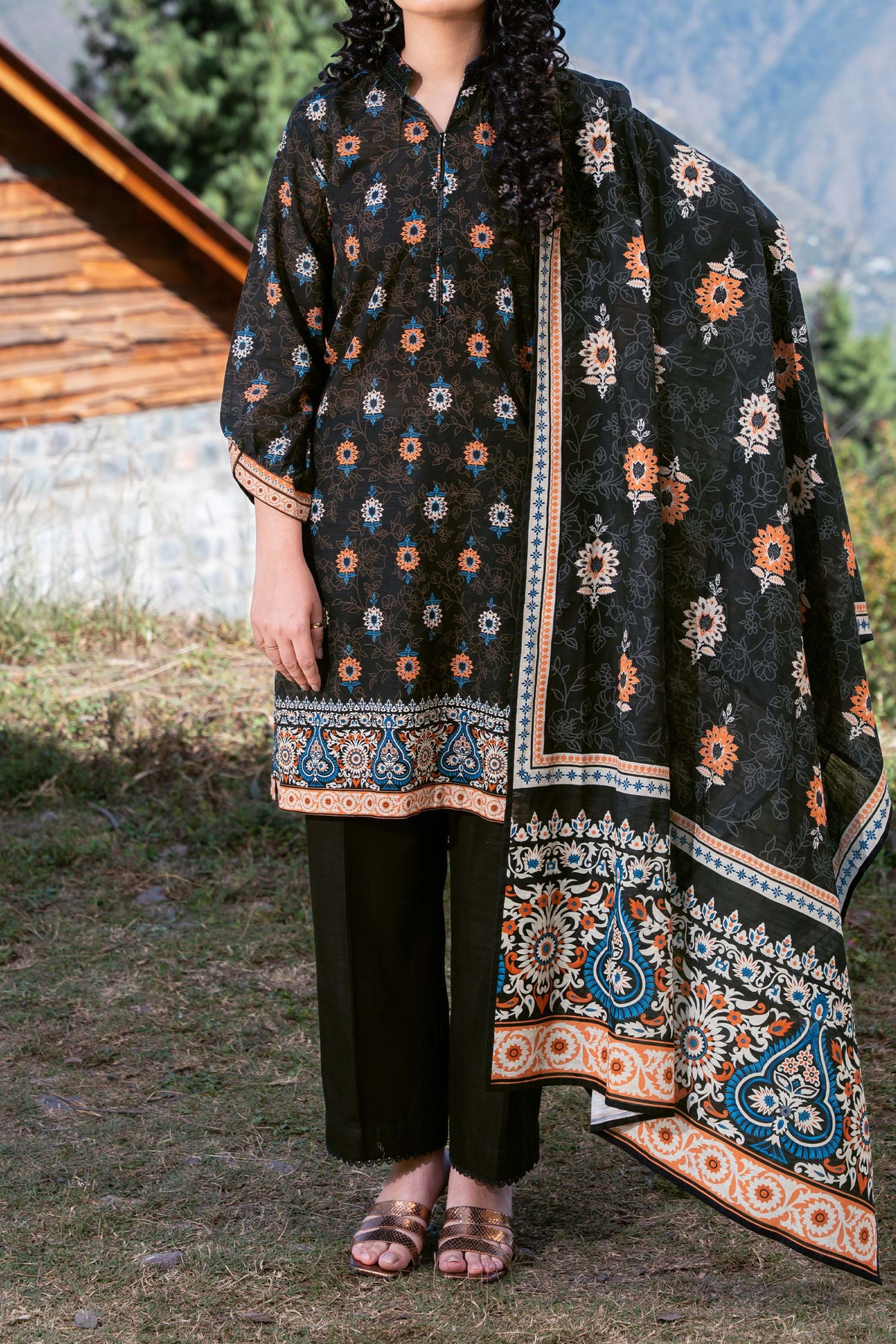 PITCH - Printed Unstitched Khaddar Suit (3 Piece) 3179