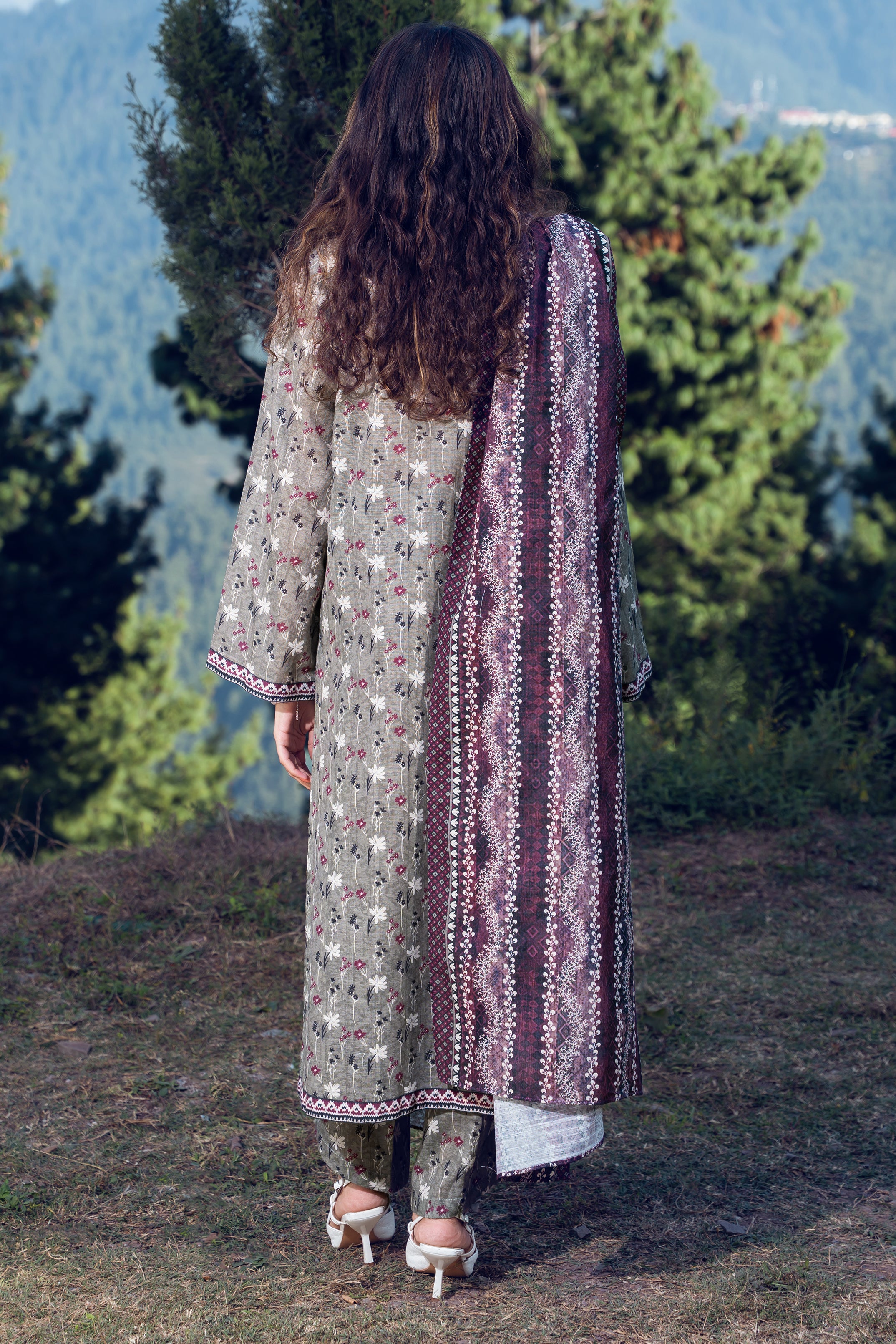 ASHY - Printed Unstitched Khaddar Suit (3 Piece) 3126
