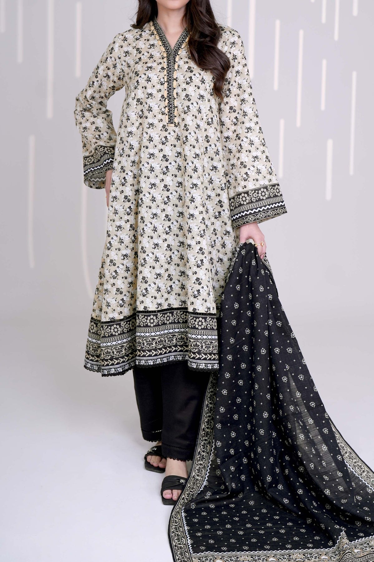 PURE - Printed Unstitched Khaddar Suit (3 Piece) 3172
