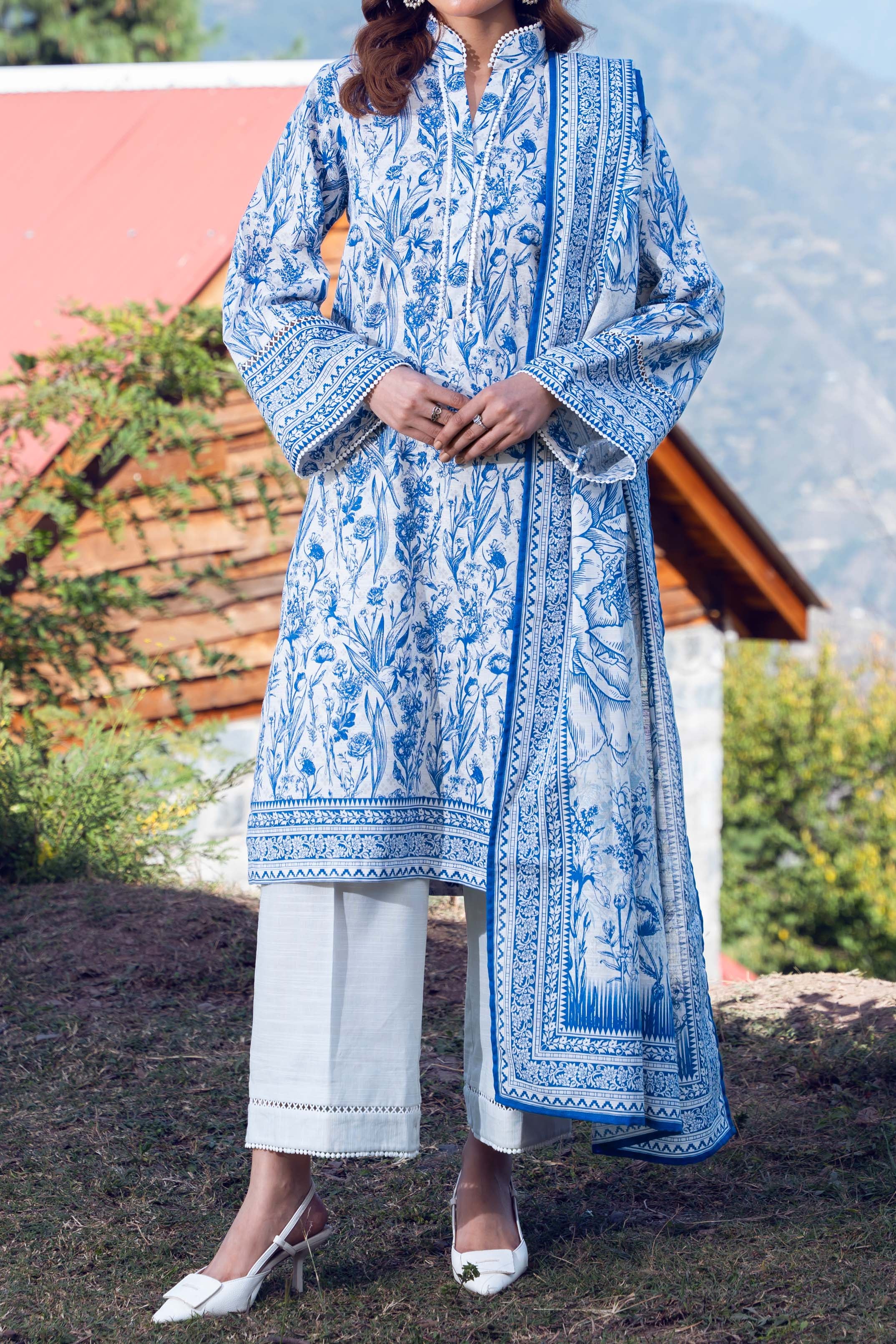 MIST - Printed Unstitched Khaddar Suit (3 Piece) 3128