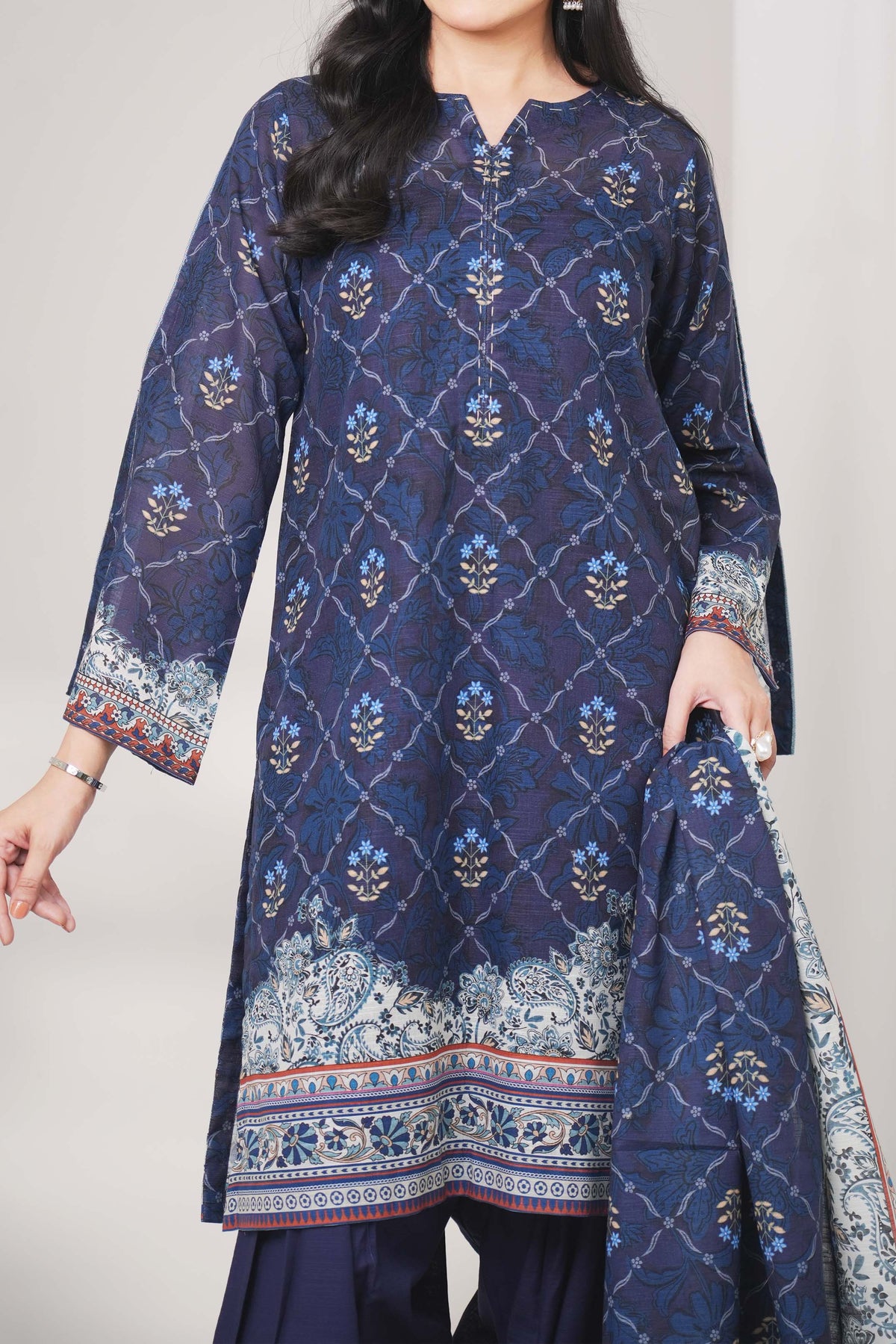 MIDNIGHT - Printed Unstitched Khaddar Suit (3 Piece) 3181