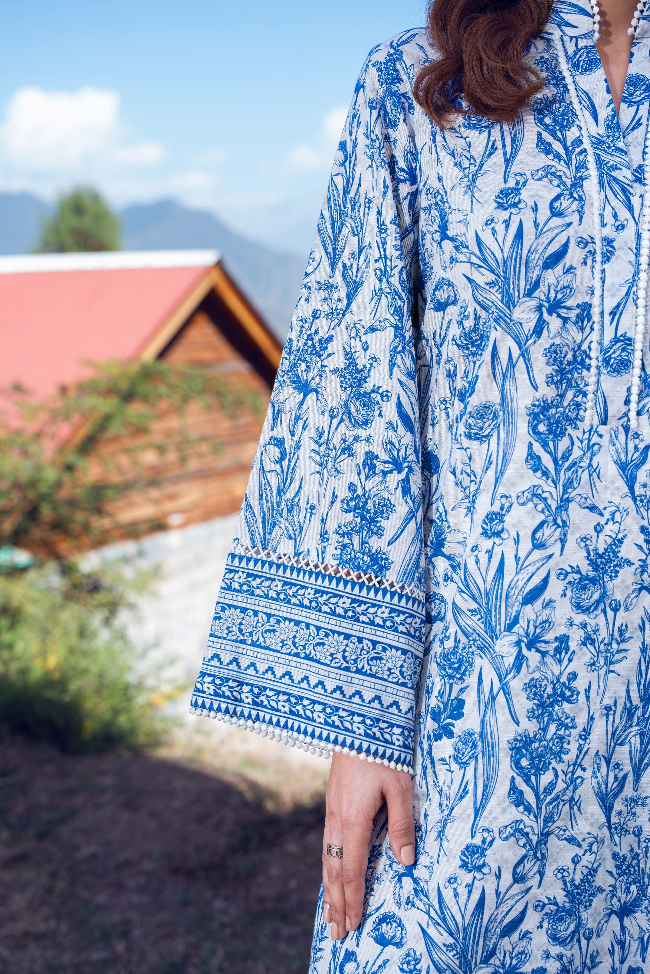 MIST - Printed Unstitched Khaddar Suit (3 Piece) 3128