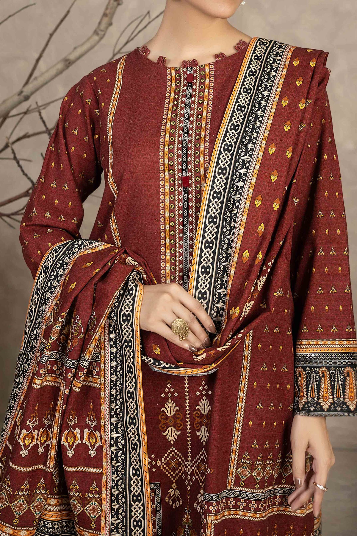 NUW3044 Digital Printed Khaddar Suit - 3 Piece
