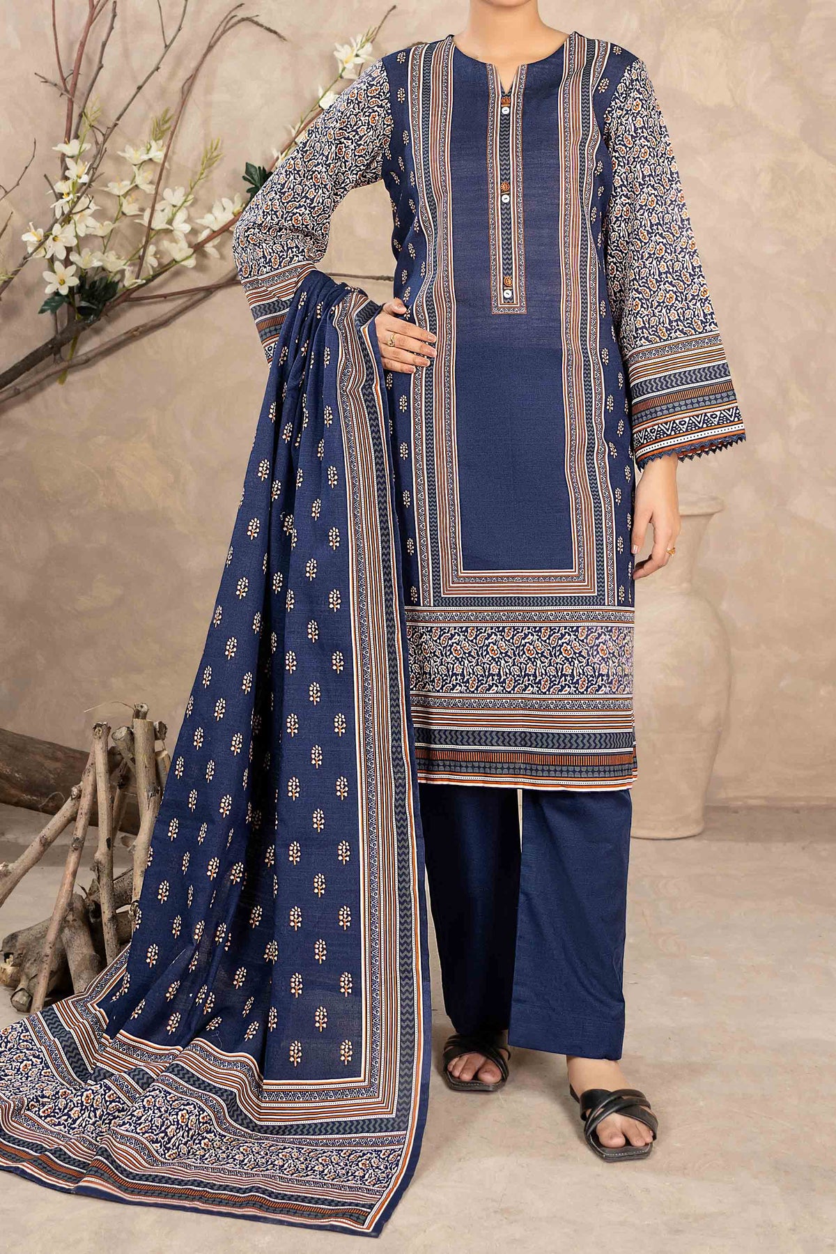 NUW3052 Digital Printed Khaddar Suit - 3 Piece
