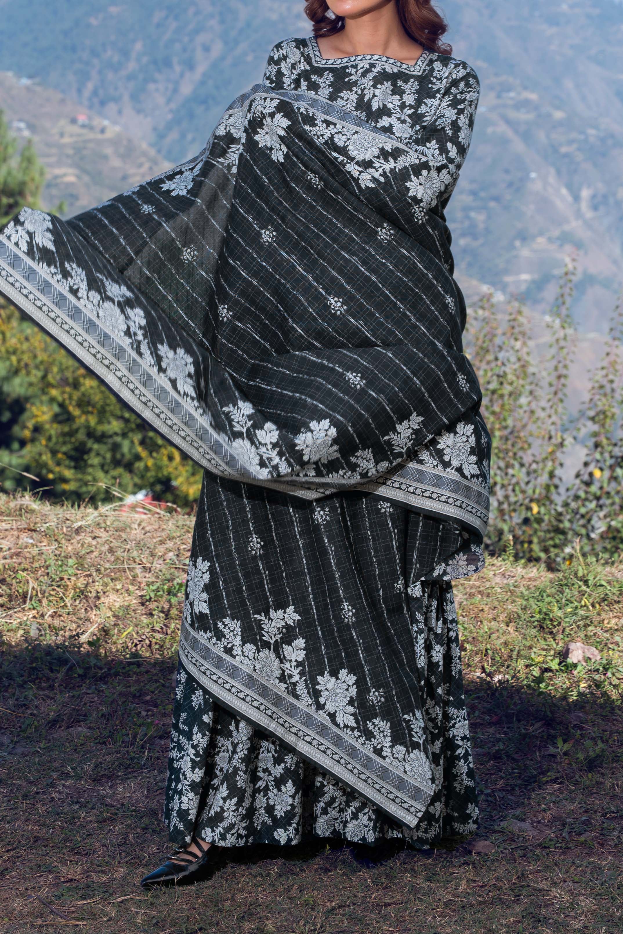 SABLE - Printed Unstitched Khaddar Suit (3 Piece) 3141