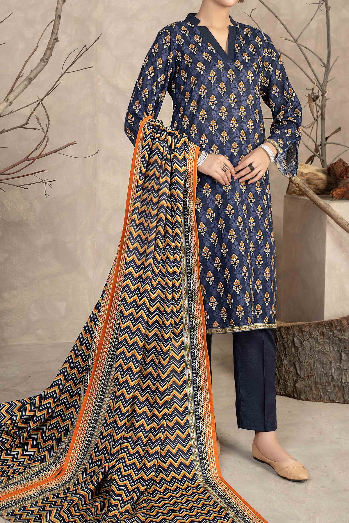 NUW3055 Digital Printed Khaddar Suit - 3 Piece