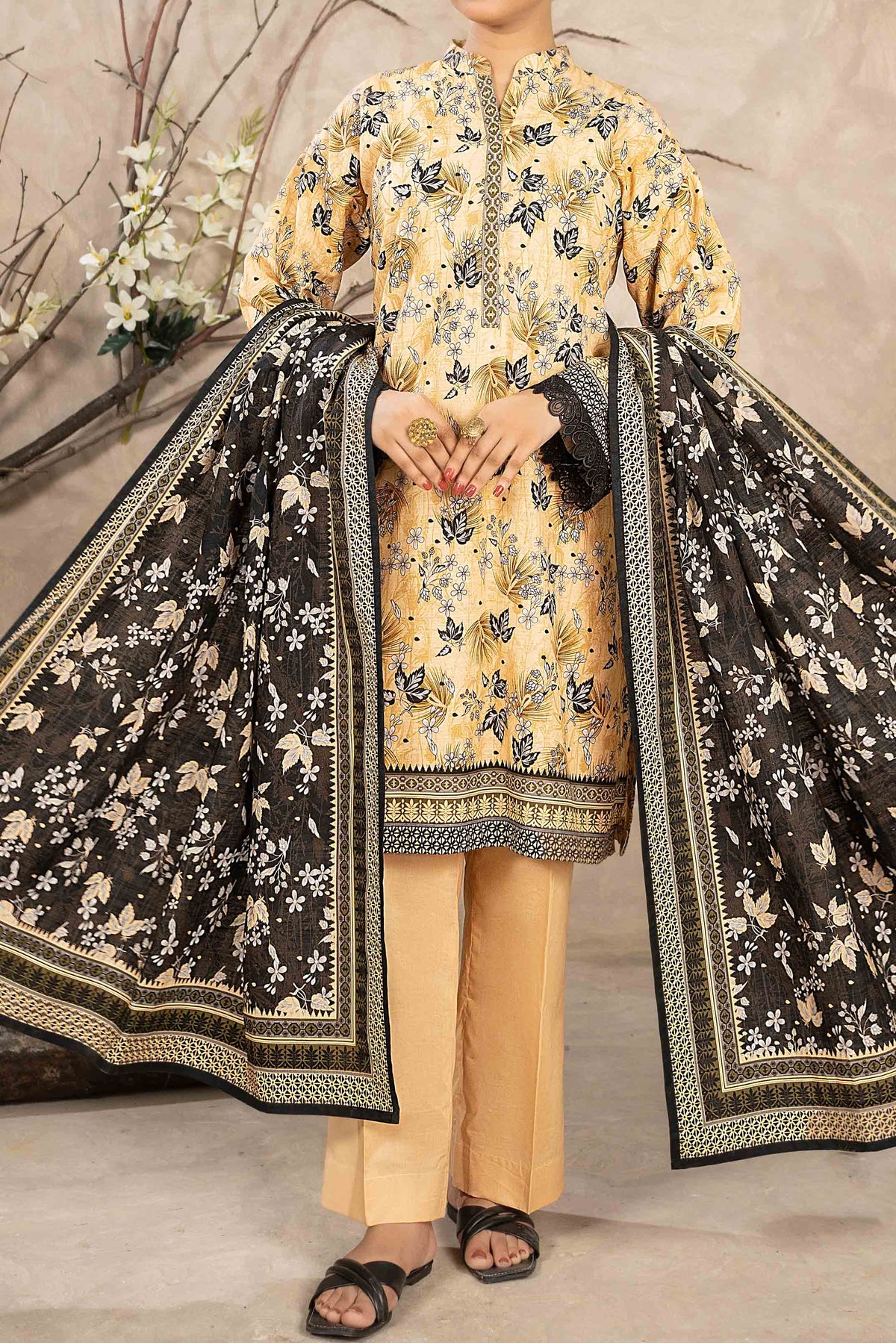 NUW3071 Digital Printed Khaddar Suit - 3 Piece