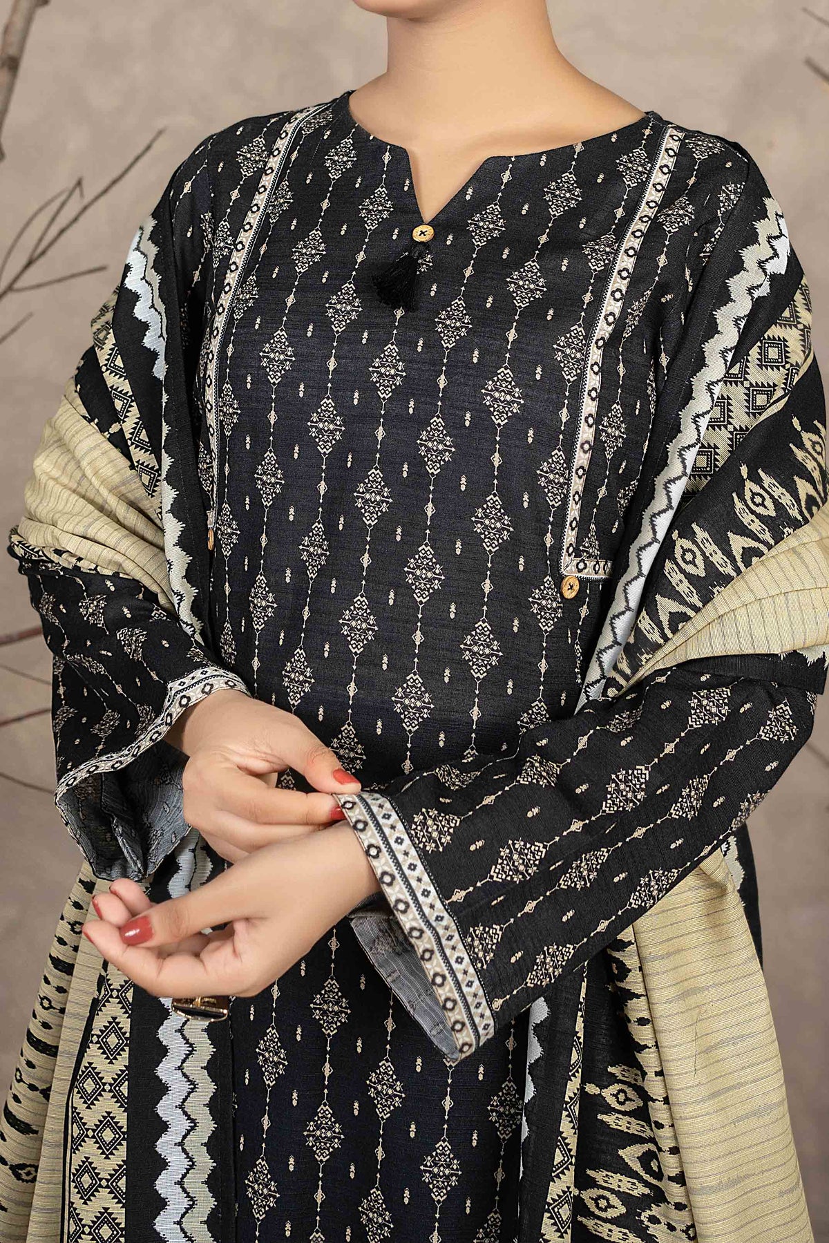 NUW3058 Digital Printed Khaddar Suit - 3 Piece