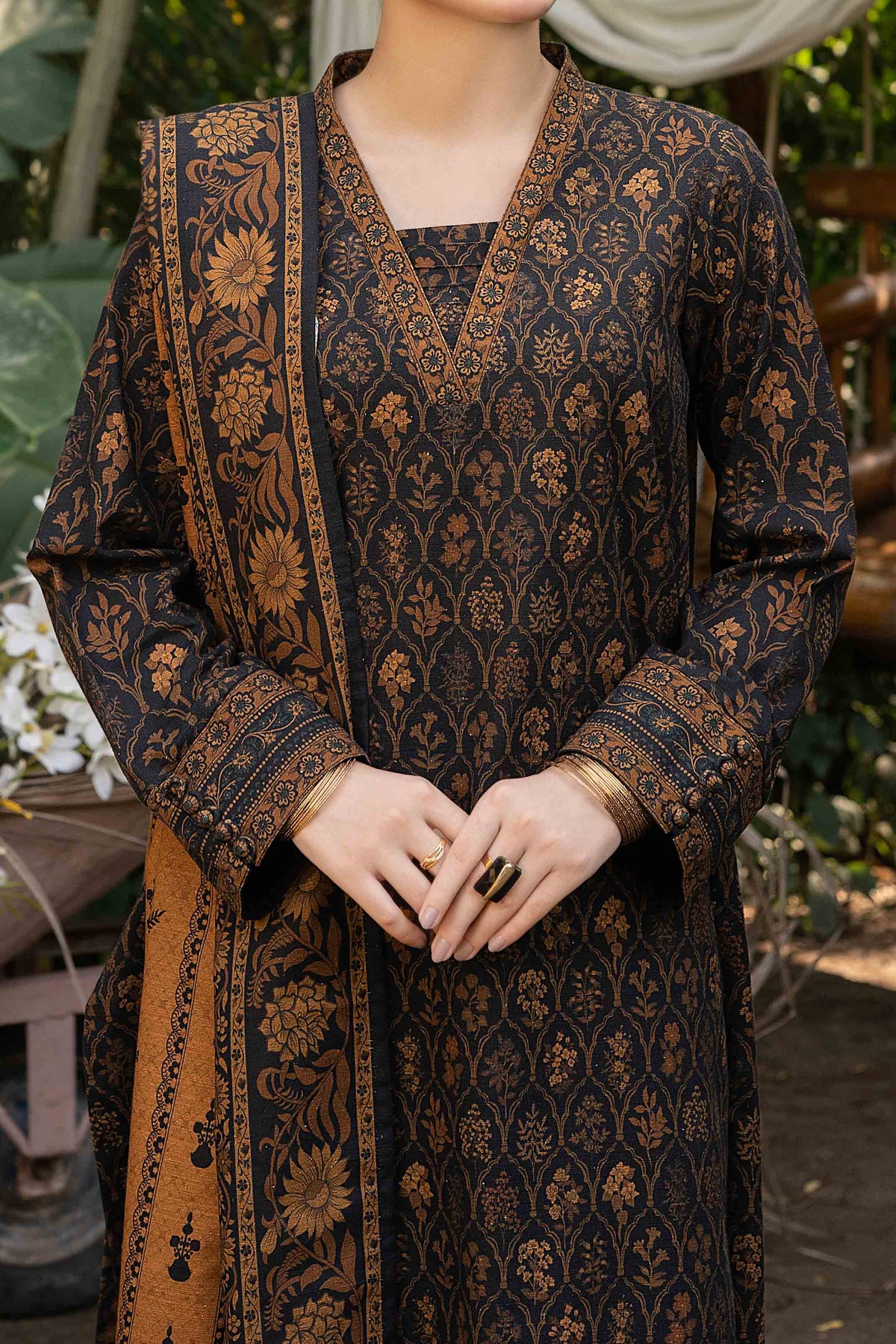 NUW3075 Digital Printed Khaddar Suit - 3 Piece