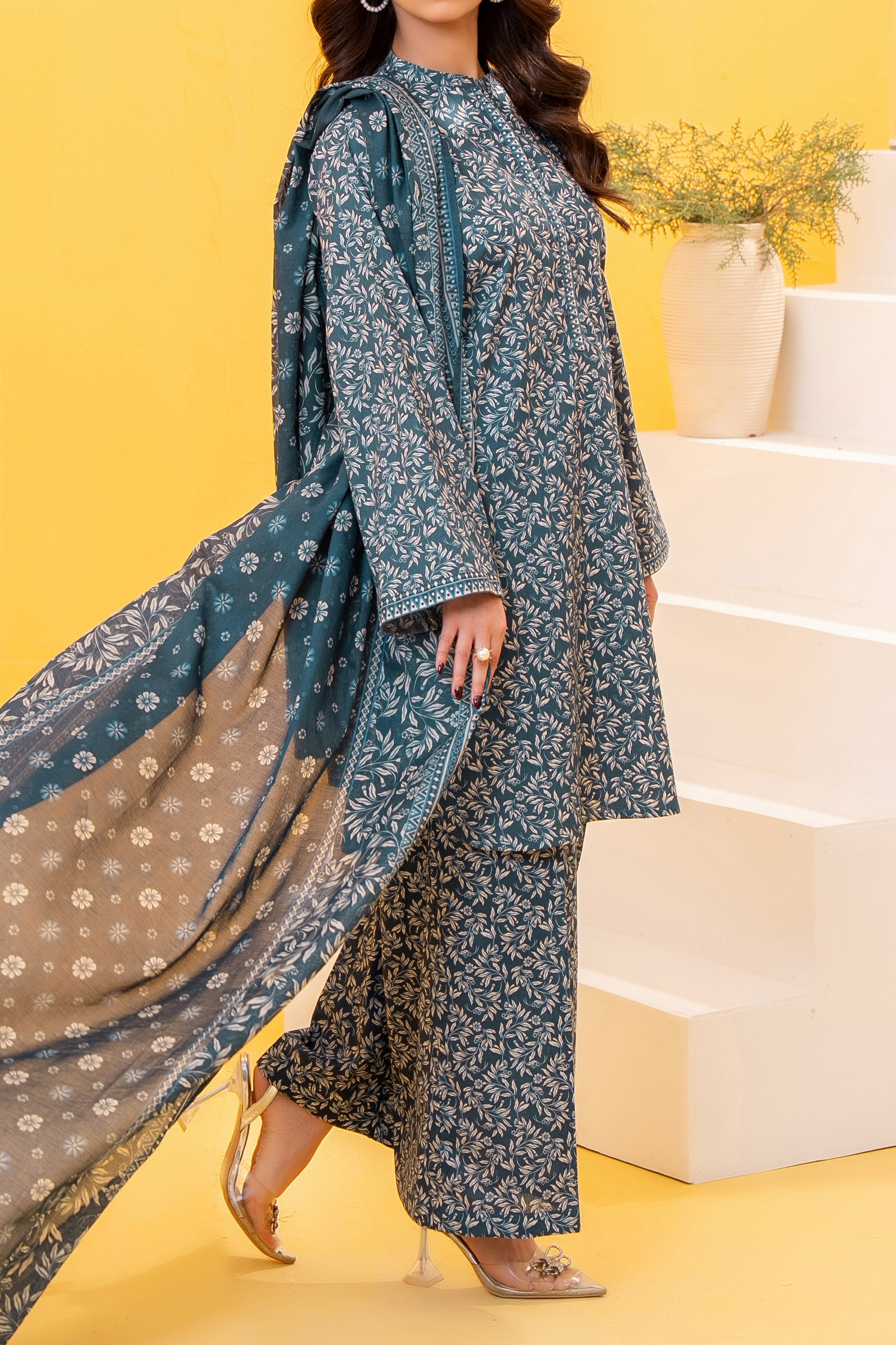Blue printed 3 piece lawn suit for women with lawn dupatta and cambric trouser
Printed lawn shirt in Blue color for ladies