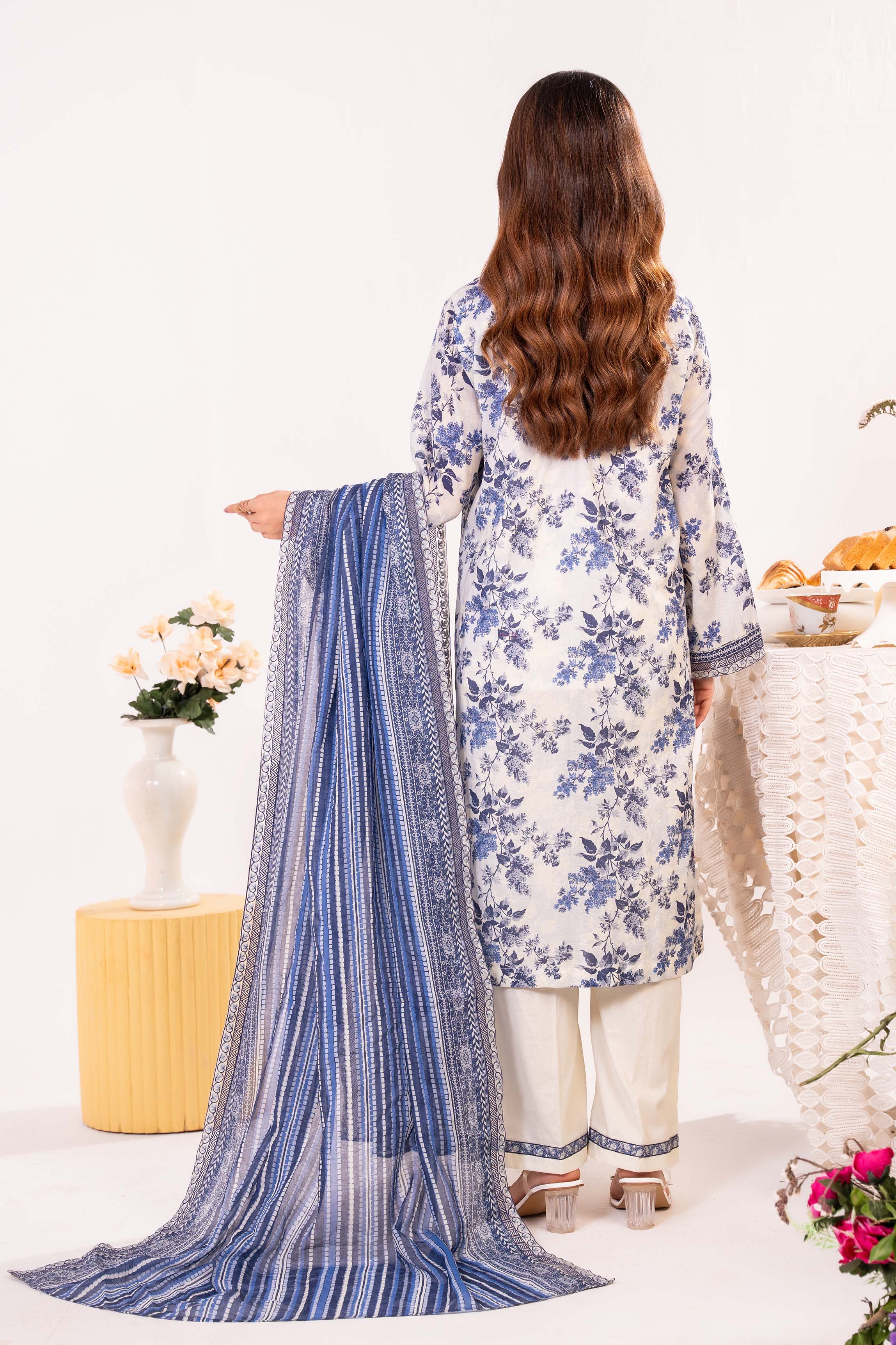 NPSE3142 Printed Embroidered Lawn Suit - 3 Piece