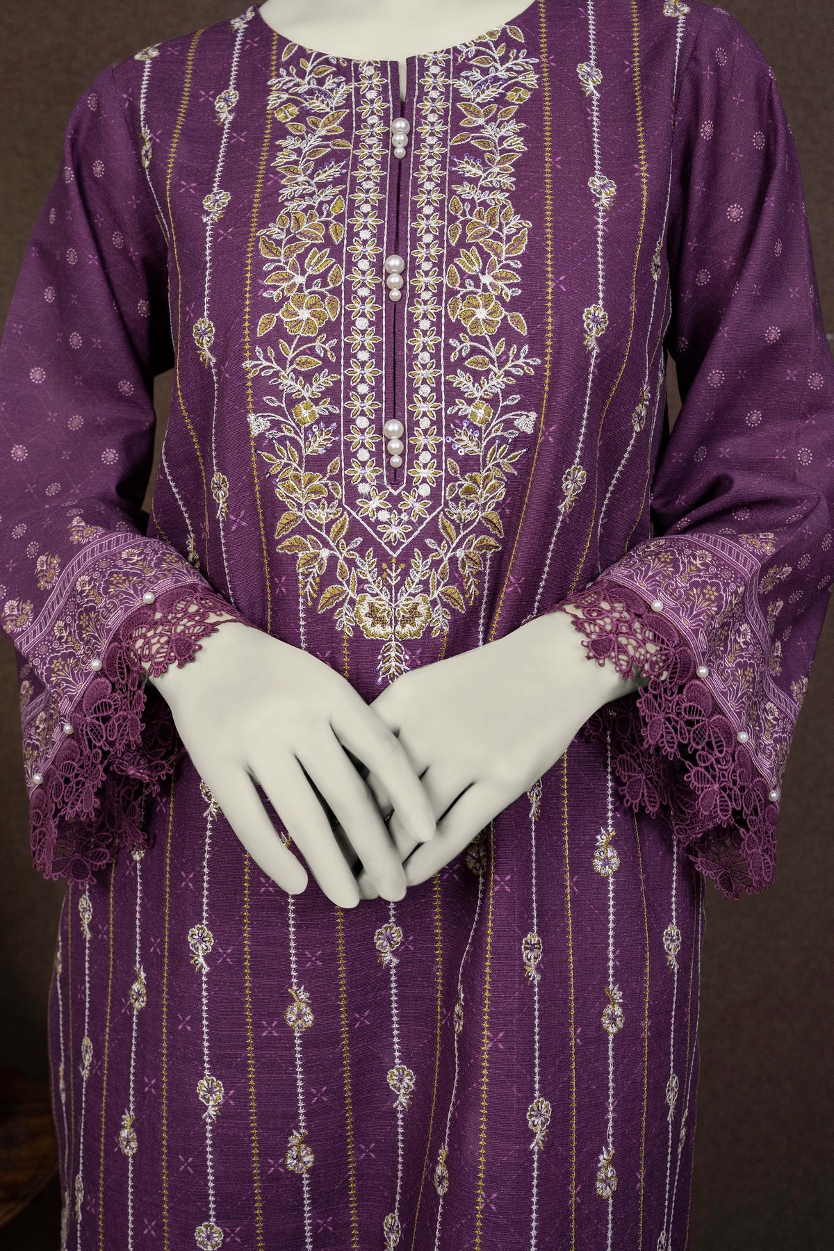 NUWE3119 Printed Embroidered Khaddar Suit - 3 Piece