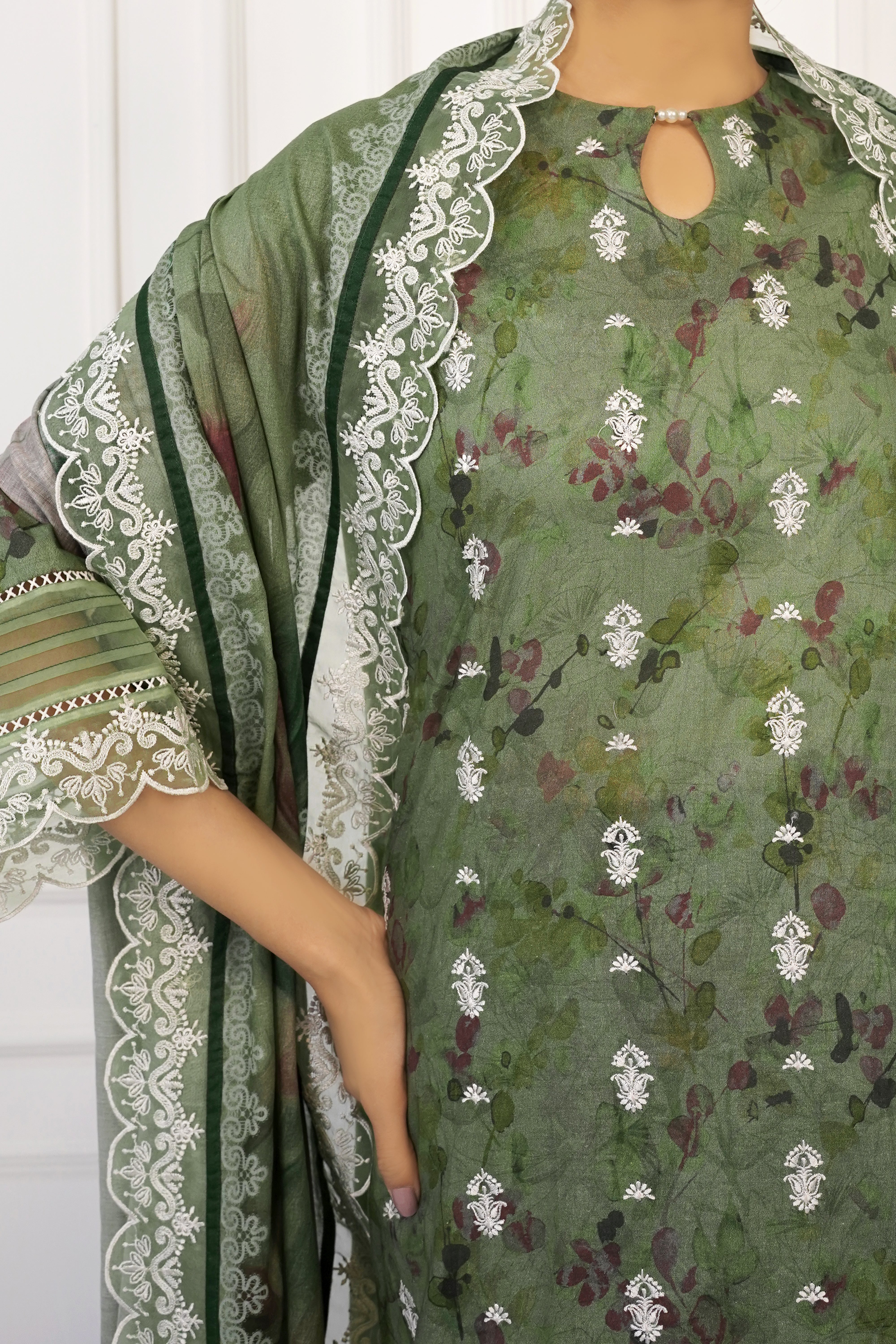 NPSE3154 Printed Embroidered Lawn Suit - 3 Piece
