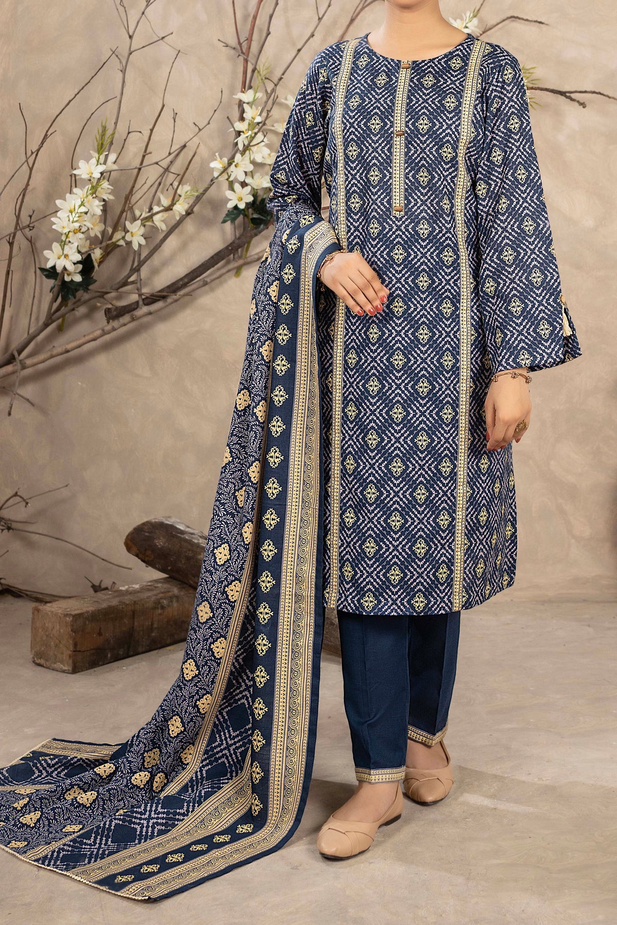 NUW3061 Digital Printed Khaddar Suit - 3 Piece