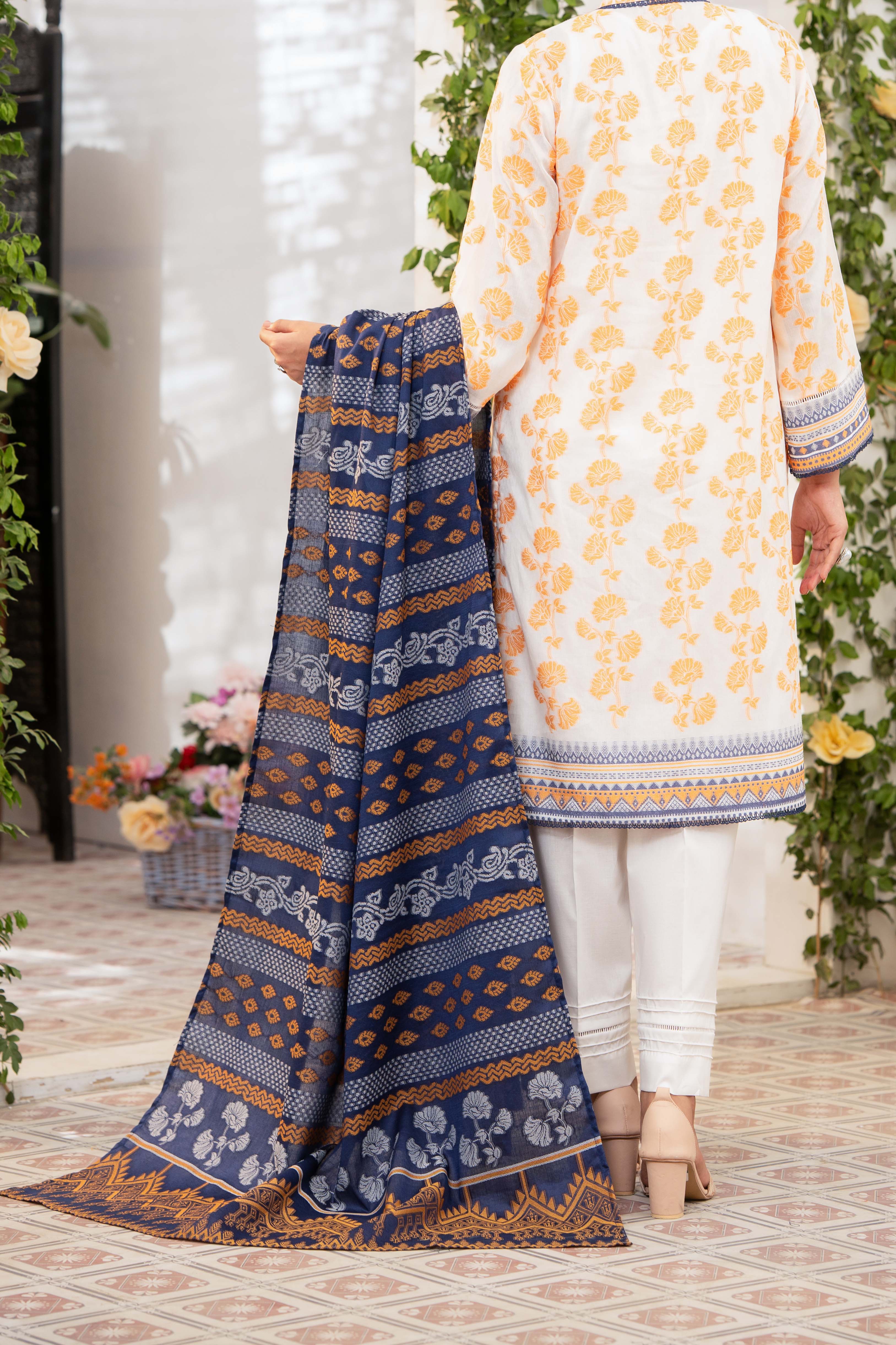 NPSJ3118 Lawn Jacquard - Stitched 3Pc