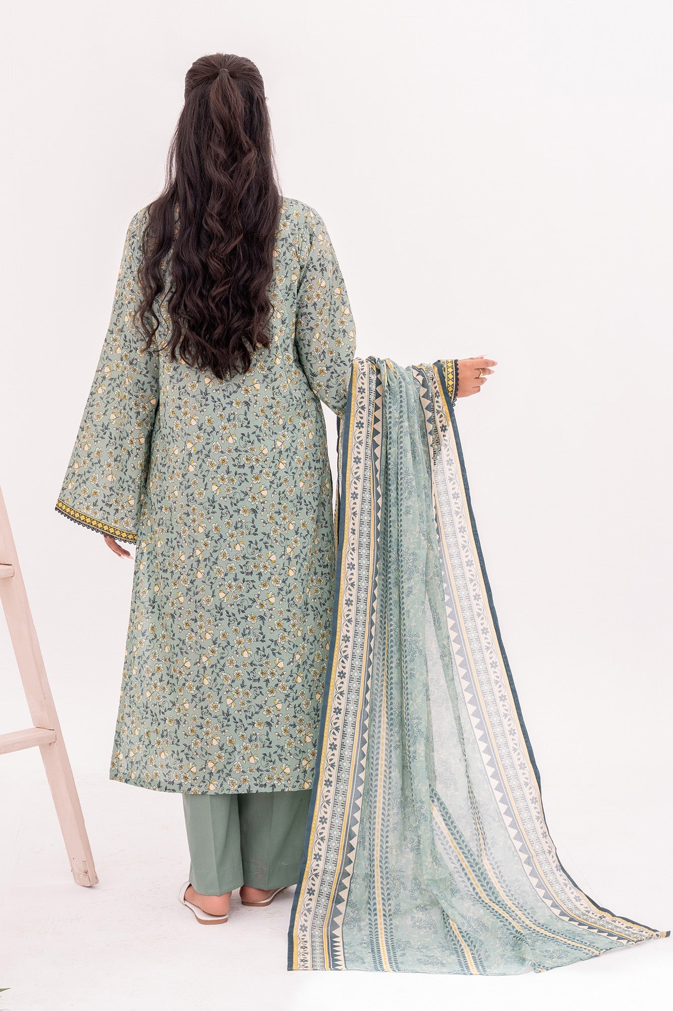 NUSL3348 Printed Cambric Suit - Unstitched 3Pc