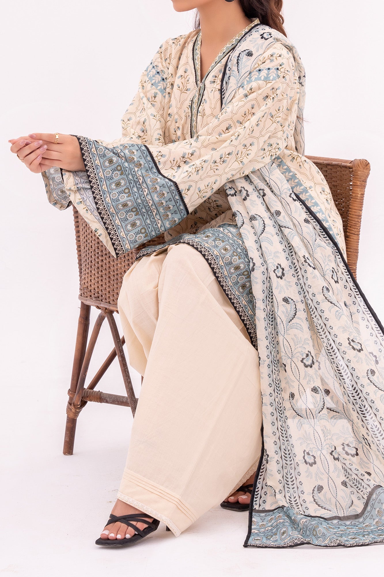 NUSL3353 Printed Cambric Suit - Unstitched 3Pc