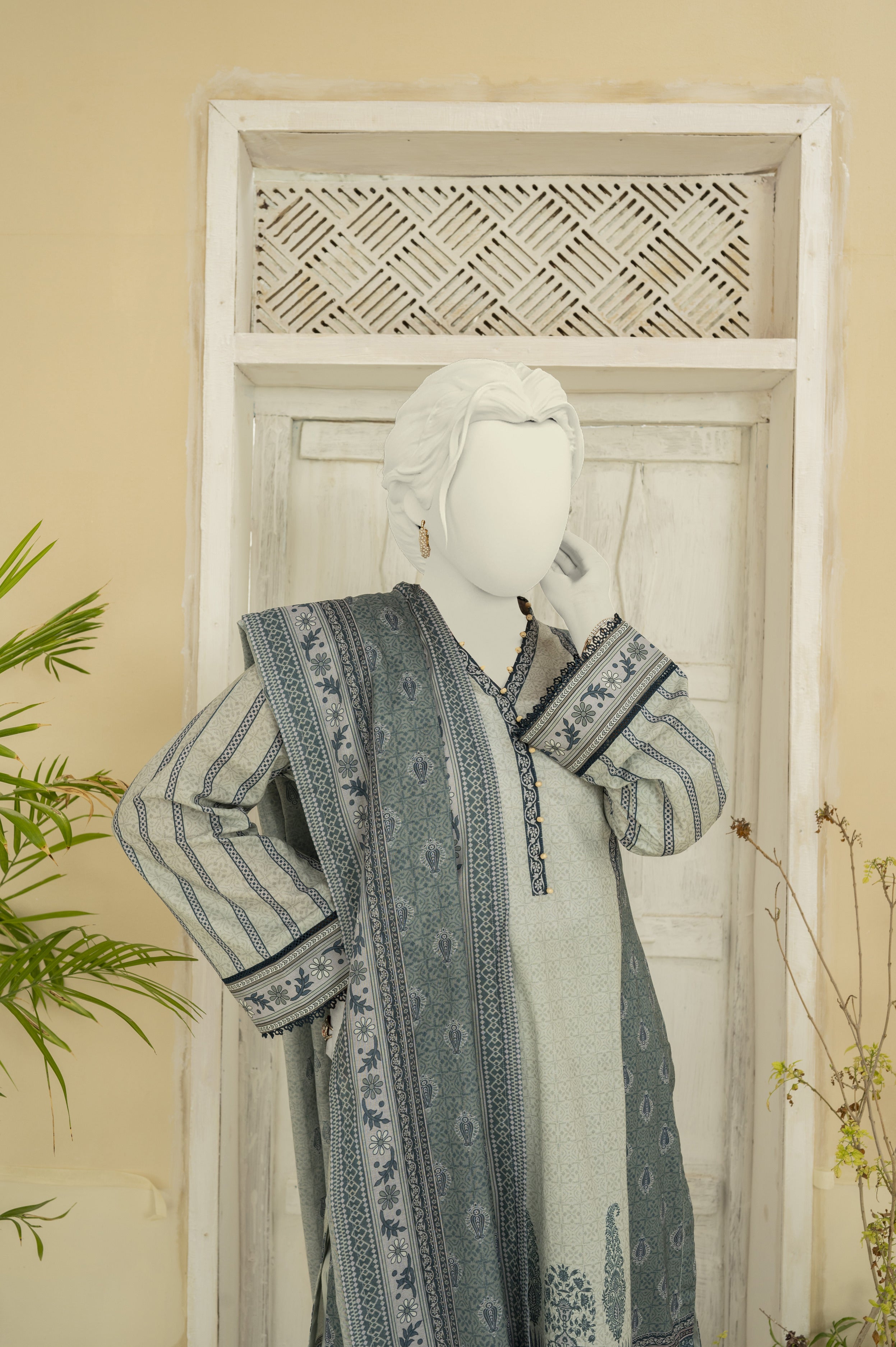 NUS3190 Digital Printed Lawn Suit - 3Pc