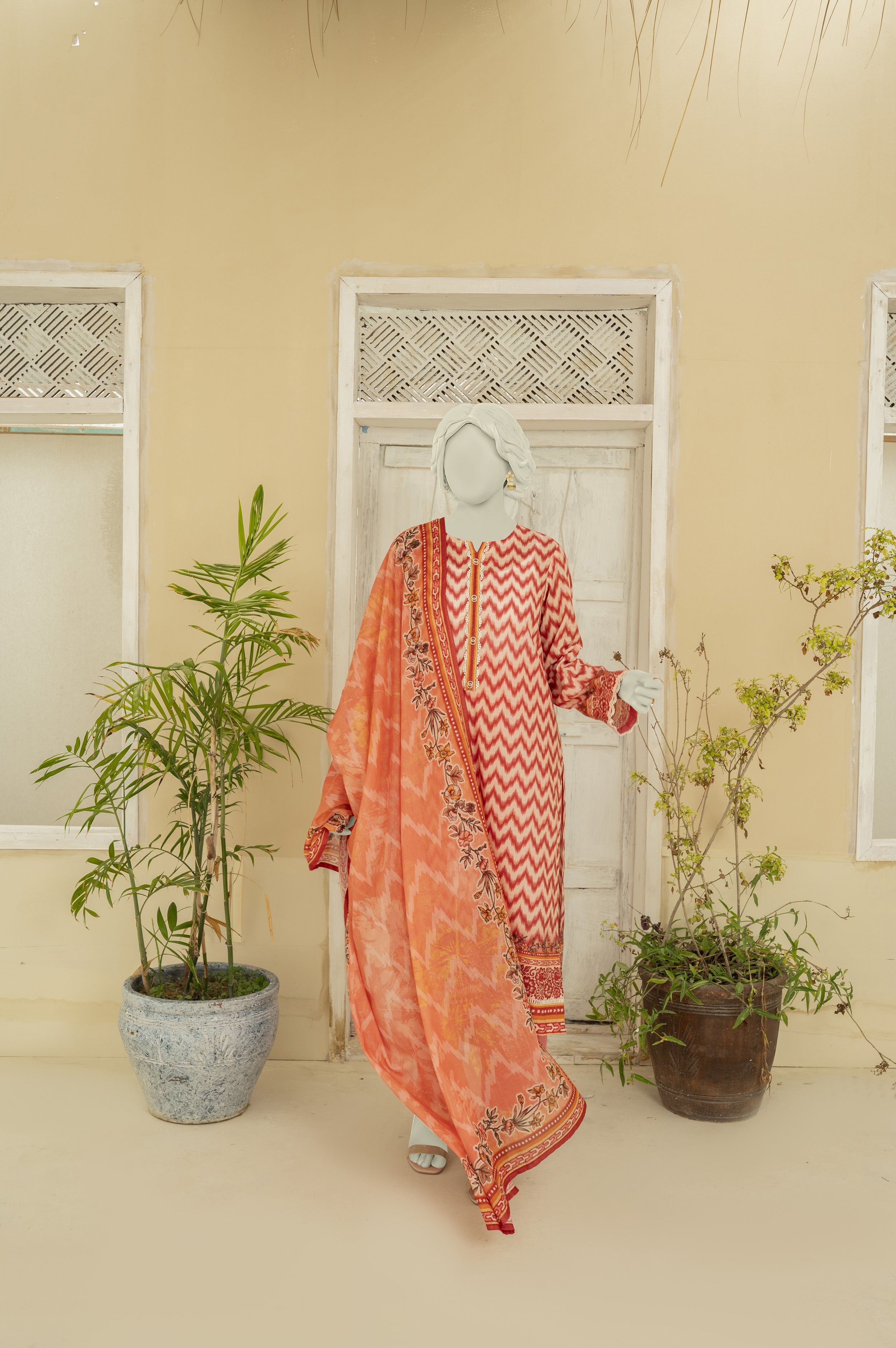 NUS3195 Digital Printed Lawn Suit - 3Pc