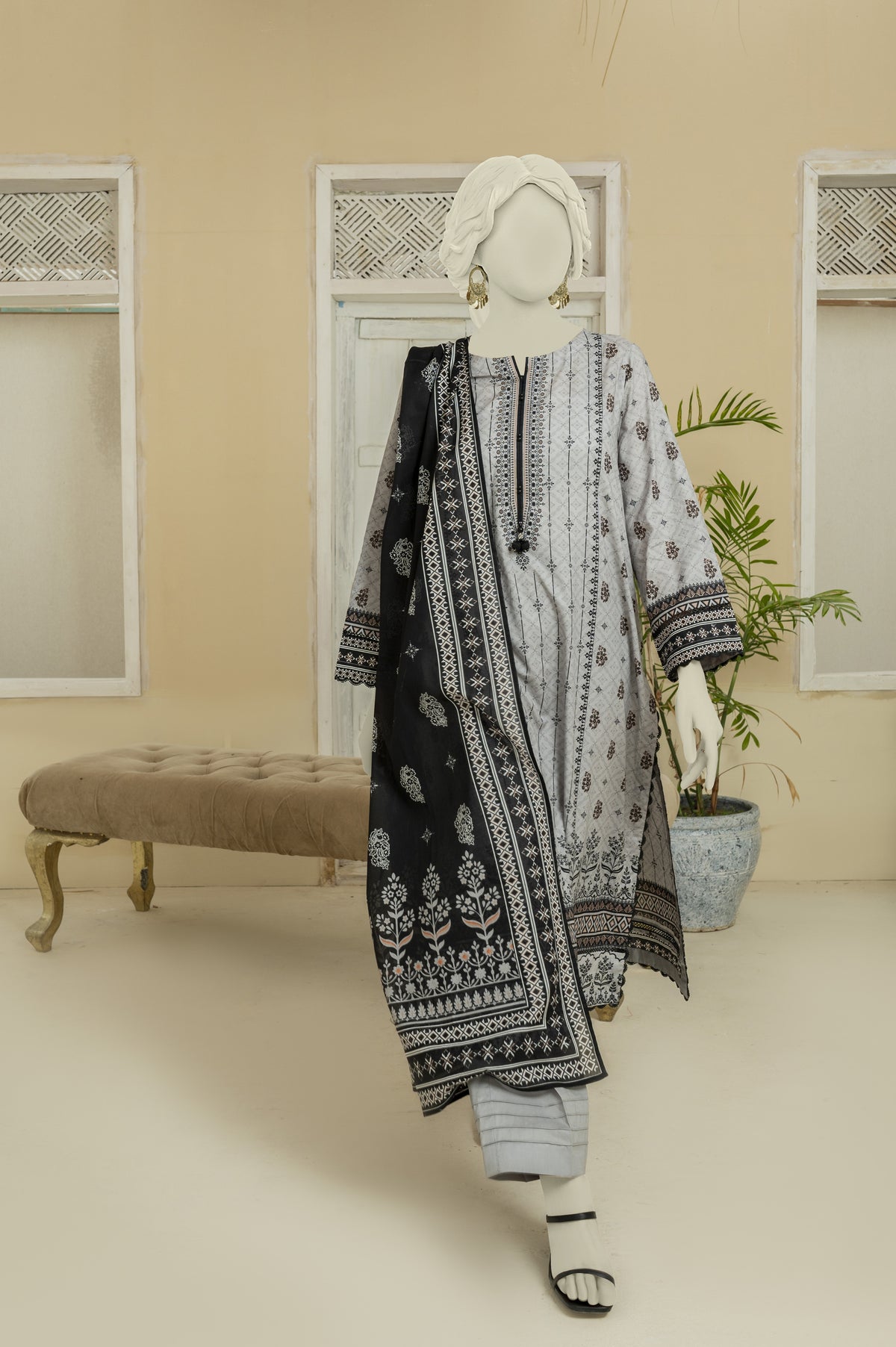 NUS3180 Digital Printed Lawn Suit - 3Pc