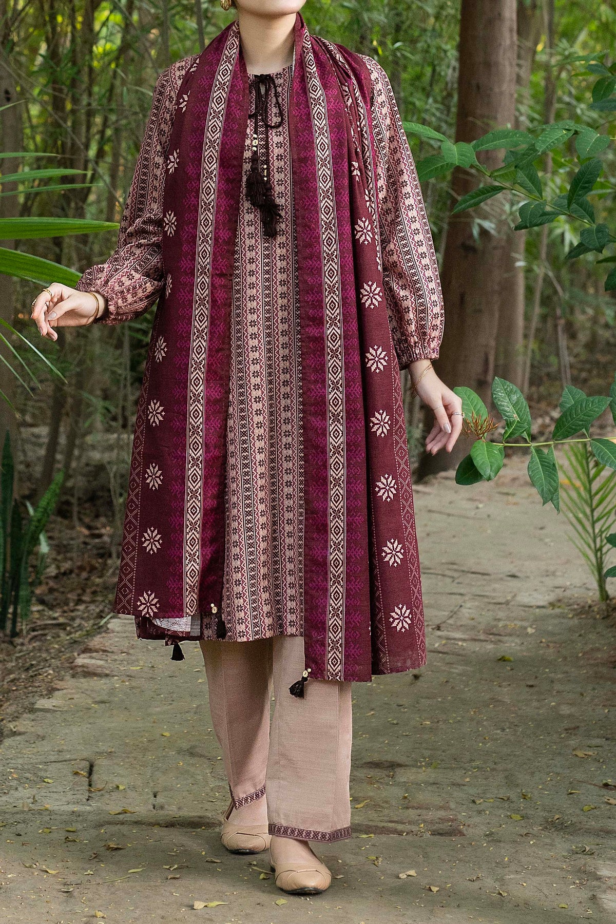 NUW3073 Digital Printed Khaddar Suit - 3 Piece