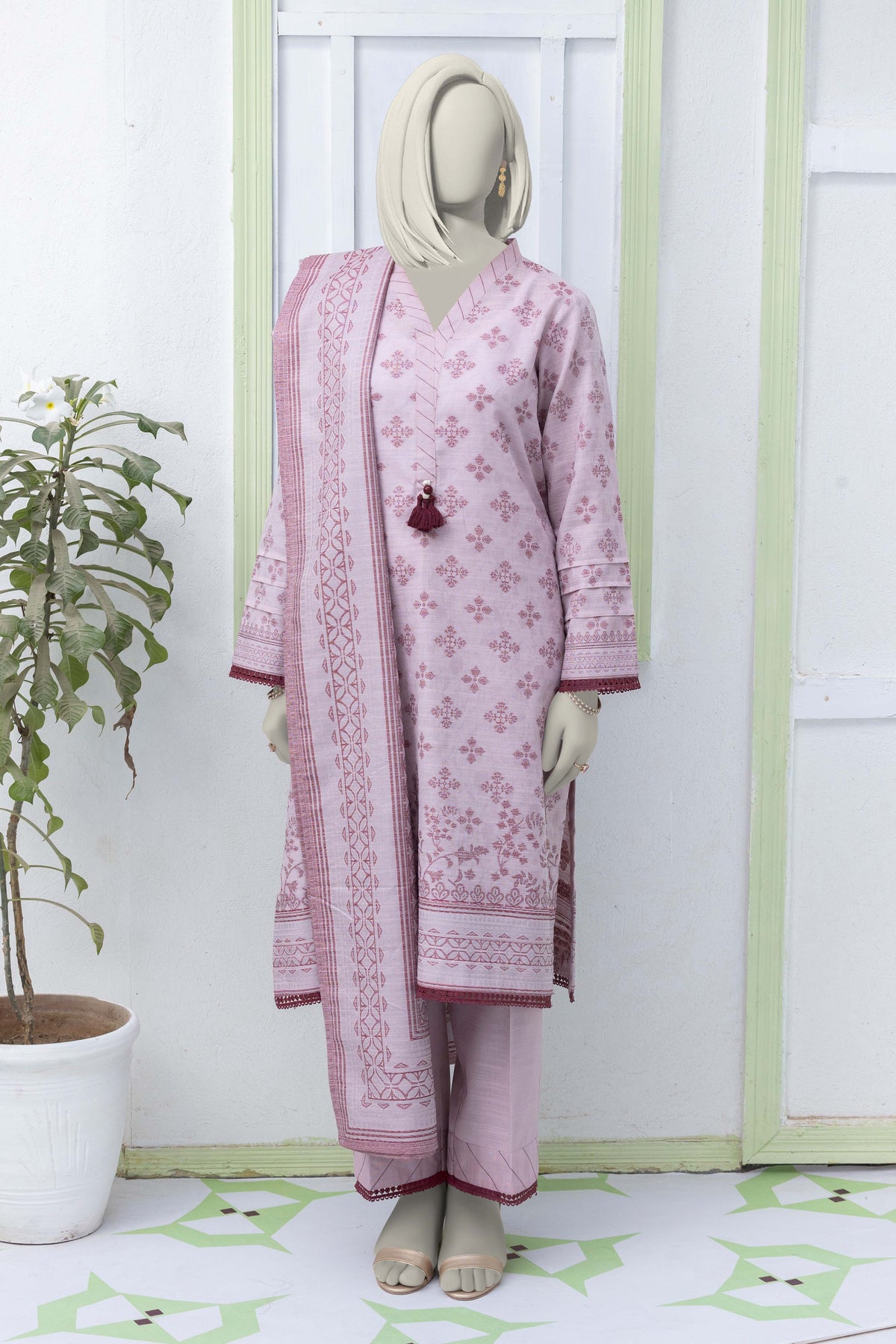 NUWJ3105 Jacquard Khaddar Suit - 3 Piece