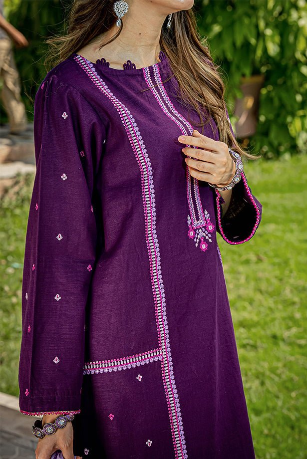 Purple Embroidered Khaddar Suit - 3Pc
